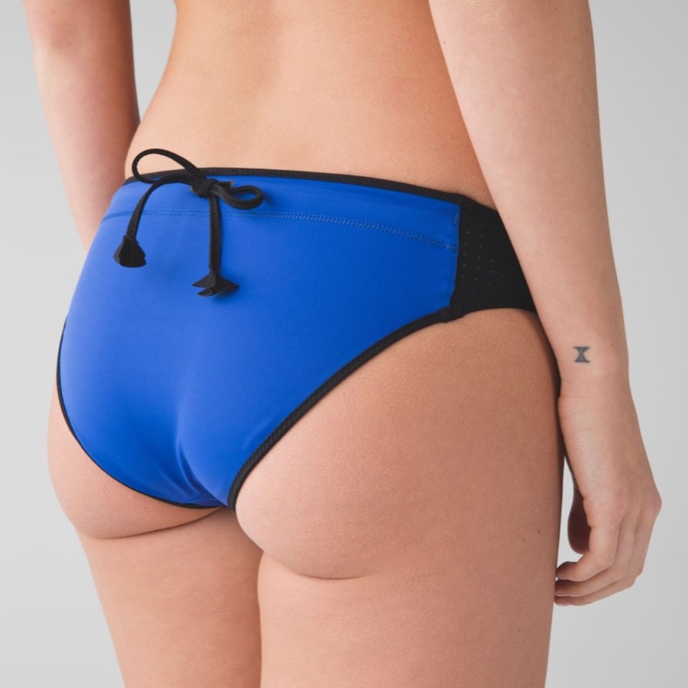 Lululemon Tidal Flow Bikini Bottom *Reversible